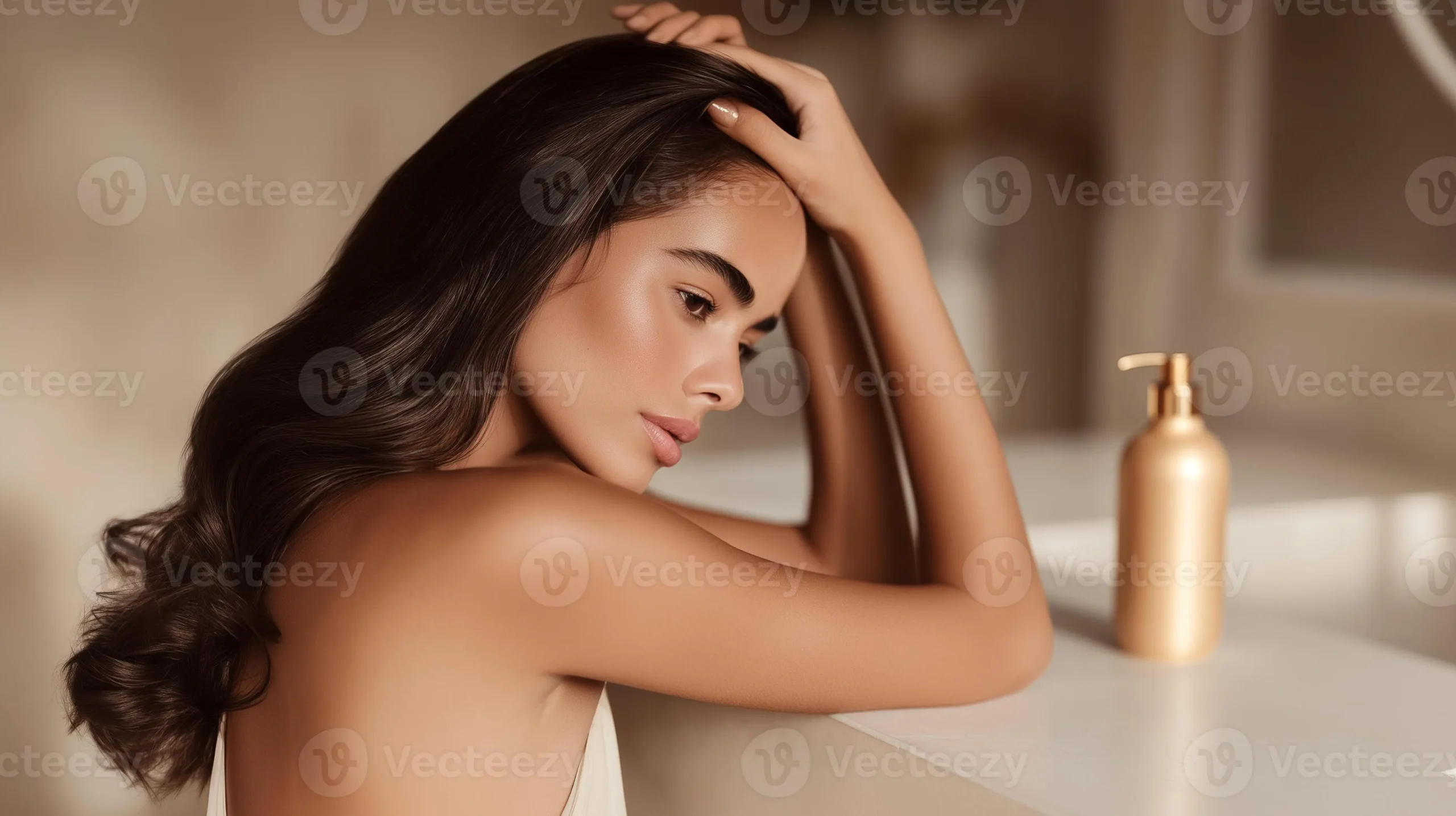Mái tóc đẹp rạng ngời là kết quả của quá trình chăm sóc kiên trì với hạt chia