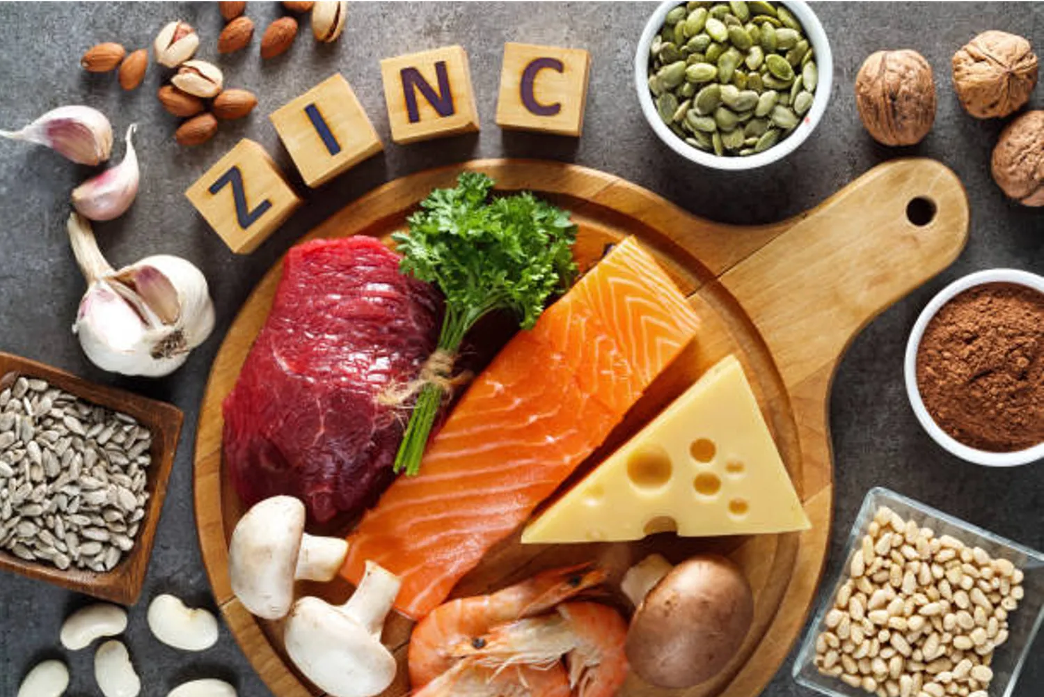 Dầu gội khô là giải pháp cứu cánh tức thì cho mái tóc bết mồ hôi chỉ trong vài phút