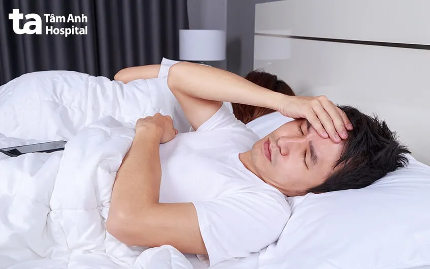 Tình trạng ngứa da đầu về đêm gây ảnh hưởng nghiêm trọng đến chất lượng giấc ngủ và sức khỏe tâm lý