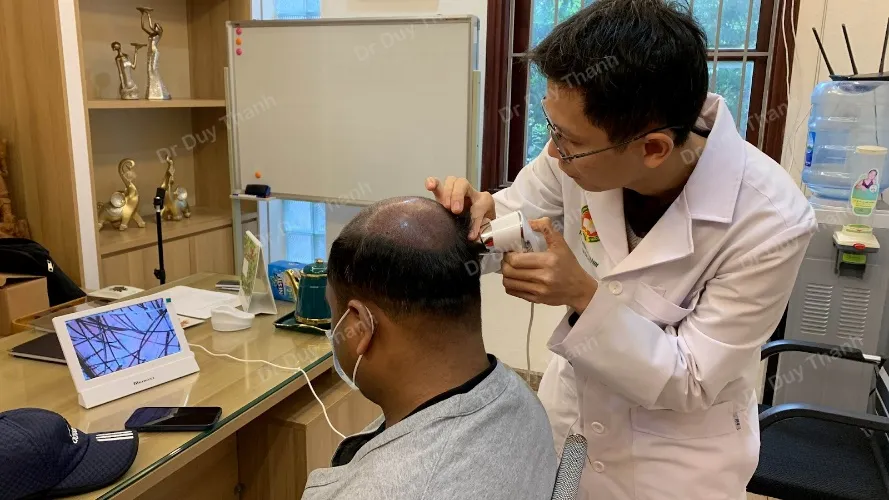 Luôn tham khảo ý kiến bác sĩ trước khi sử dụng bất kỳ loại thuốc hỗ trợ mọc tóc nào