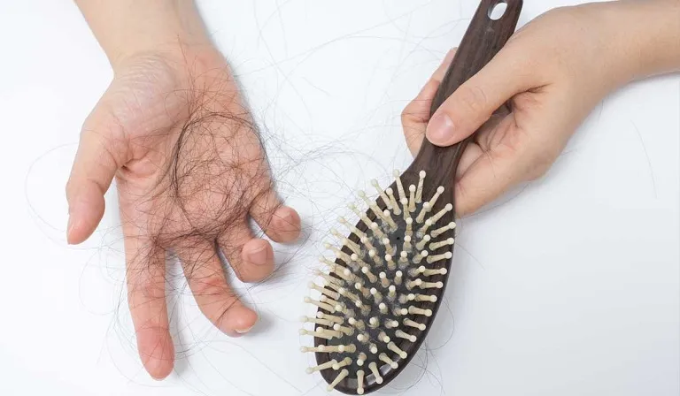 Lạm dụng gừng hoặc sử dụng sai cách có thể dẫn đến những tác hại không mong muốn cho mái tóc