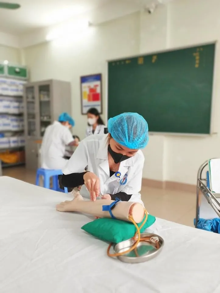 Xét nghiệm Ferritin là chỉ số quan trọng hàng đầu trong chẩn đoán rụng tóc
